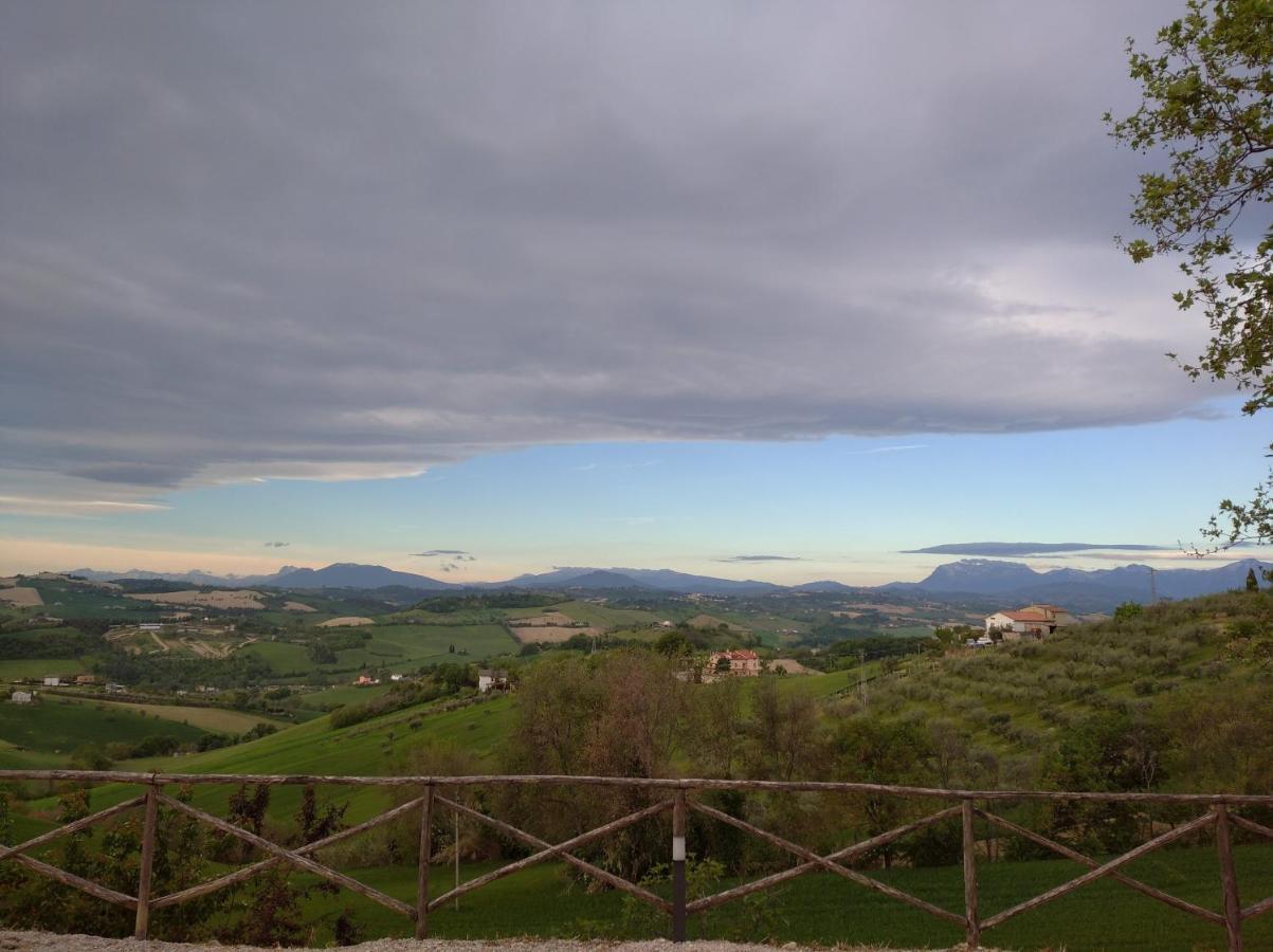 Loft tenuta nonno Peppe Fermo Esterno foto